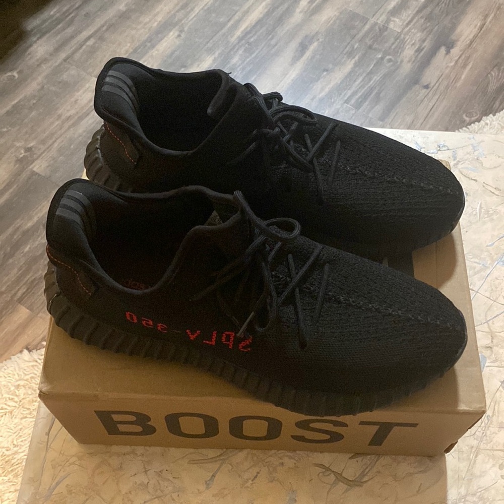 YEEZY BOOST 350